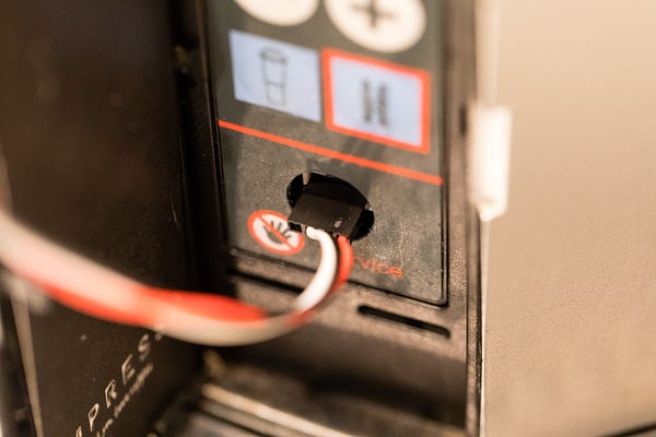 Jura Impressa S95 Service Port